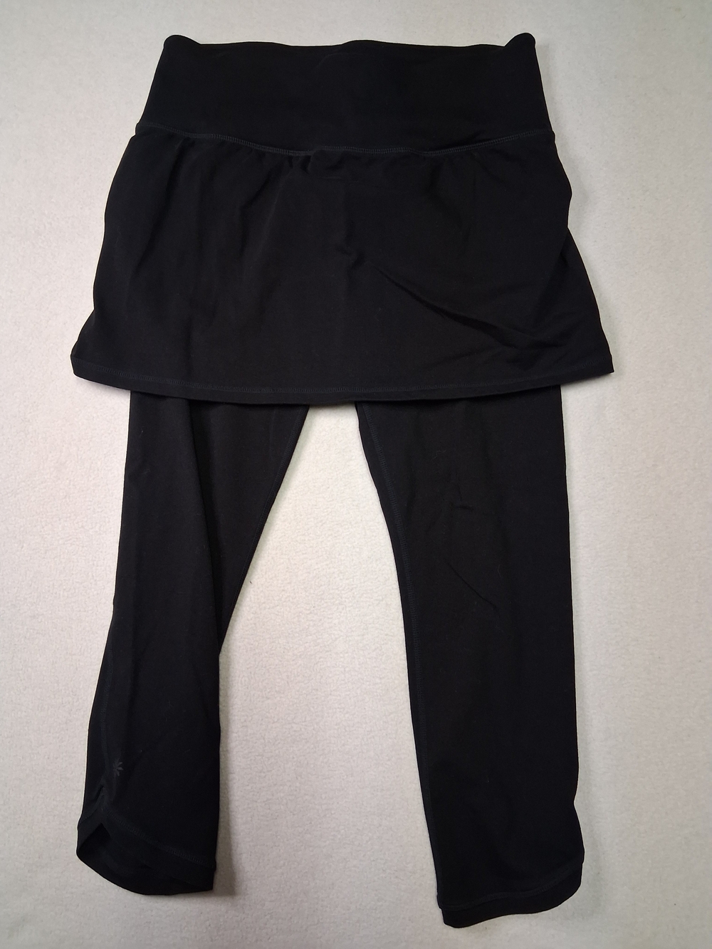 Athleta Black Skirted Cropped Leggings